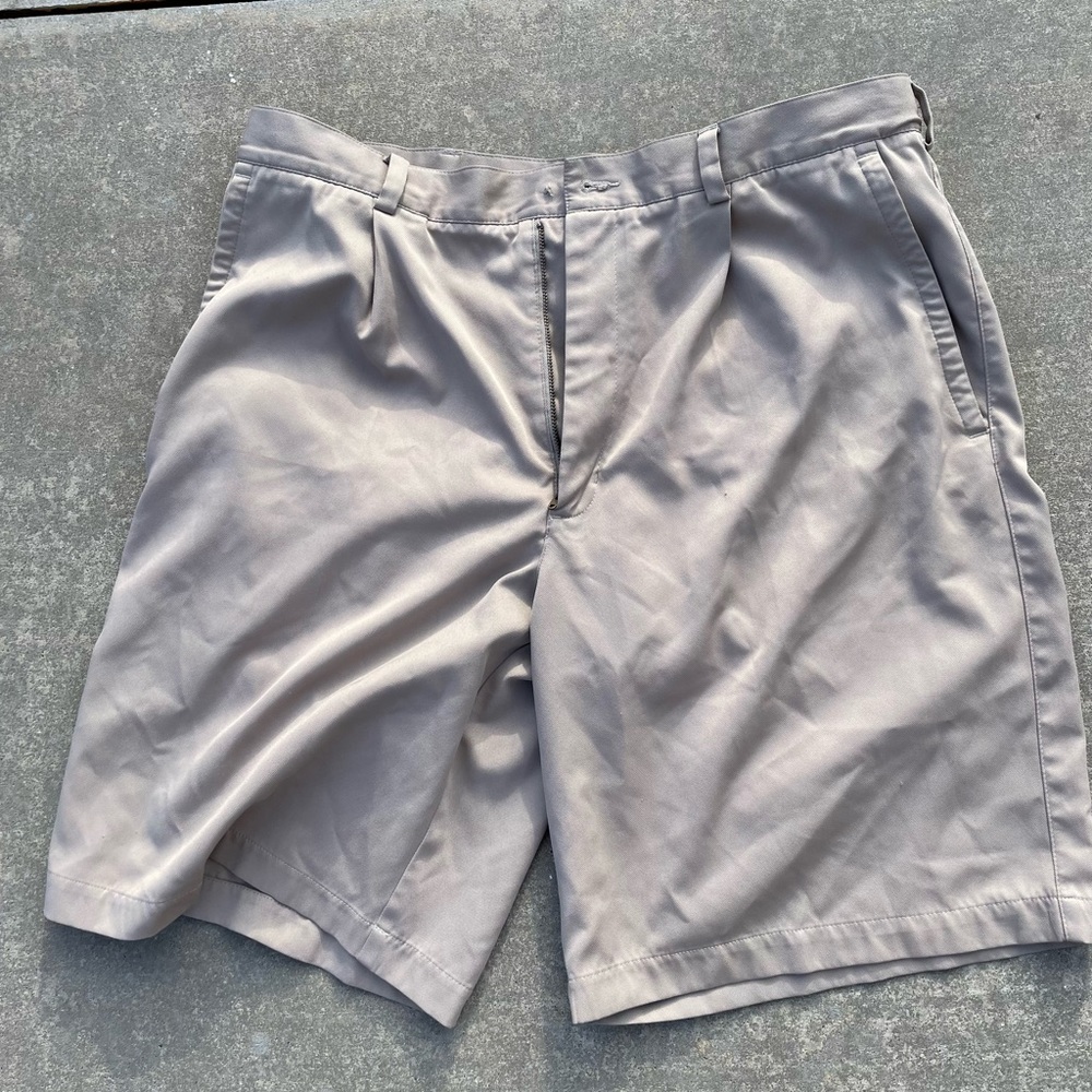 💥3 for $20 Nike golf shorts